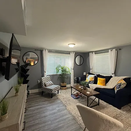Guest Suite 14 Miles To National Mall District Heights Exterior photo
